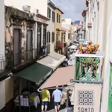 Santa Maria * Funchal (Madeira)
