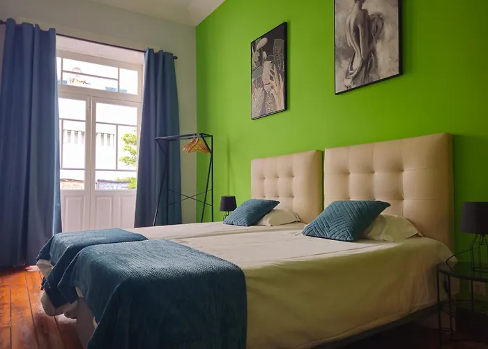 Santa Maria * Funchal (Madeira)