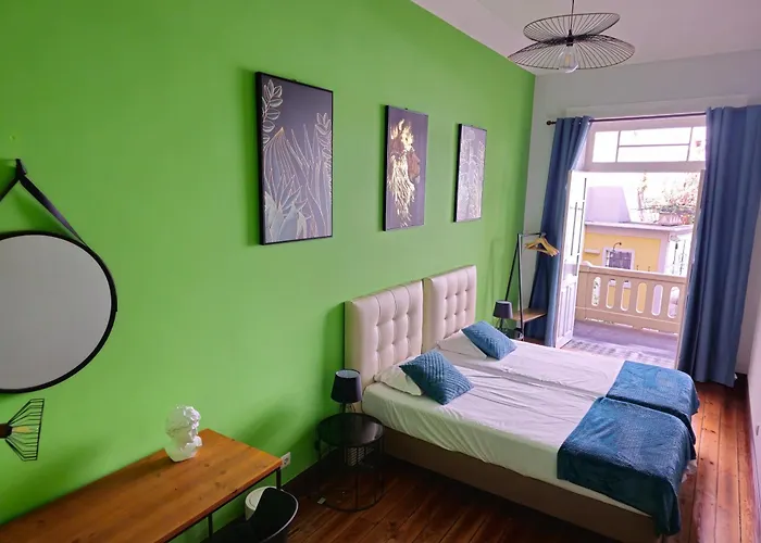 Santa Maria * Funchal (Madeira)