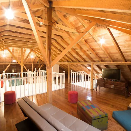 Hostel Santa Maria *