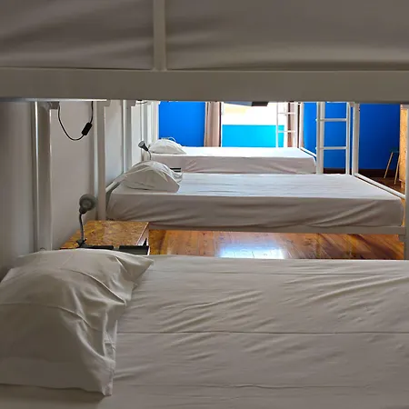 Hostel Santa Maria *